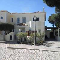 Superior Two-Bedroom Townhouse with Pool