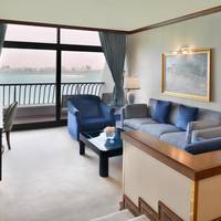 Diplomatic Suite