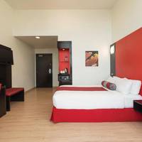 Business Queen Room - Non-Smoking
