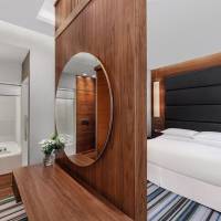Business Suite, 1 Bedroom Suite, 1 King