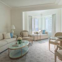 Four Seasons Executive King Suite