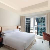 Deluxe 3 Bedroom Apartment