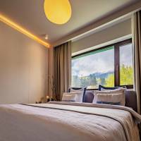 Triple Room with Mountain View