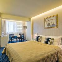 Senior Suite with Frontal Sea View