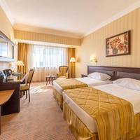 Deluxe Room with Two Twin Beds - Non-Smoking