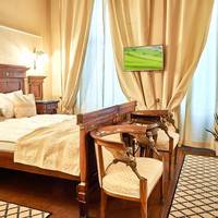 Senior Suite Double