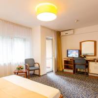 Superior Double or Twin Room with Balcony and Park View