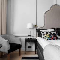 1 King Bed with Sea View