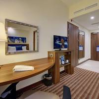 Queen Room - Non-Smoking