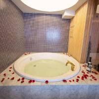 Executive King Suite