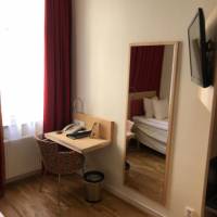 Single Room - Non-Smoking