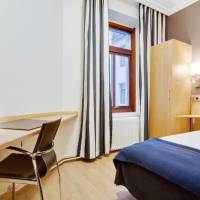 Room #1807819