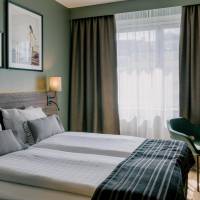 Standard Queen Room