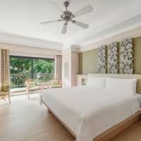 Superior King Room with Hill View