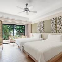 Superior Twin Room with Hill View