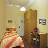 Single Room with Shared Bathroom