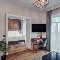 Suite with Balcony