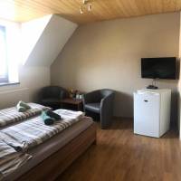 Standard Single Room with Mountain View