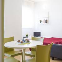 Family Apartment (2 Adults + 2 Children)