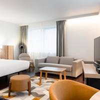 Executive, Guest room, 1 King, Sofa bed, City view