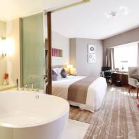 Deluxe Suite Club King
