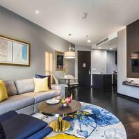Grand-Suite One-Bedroom Skyline with River View