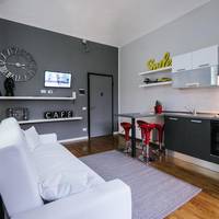 Superior One-Bedroom Apartment