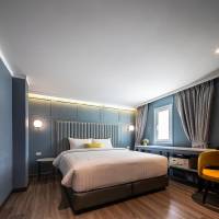 Premium King Room