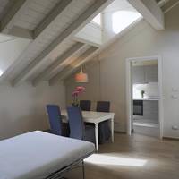 Superior One-Bedroom Apartment