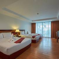 Premier Triple Room