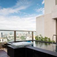 Suite with Private Pool
