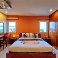 Queen Studio