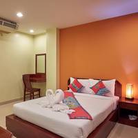 Deluxe Queen Suite