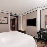 Family Suite, Club lounge access, 2 Bedroom Suite, City view