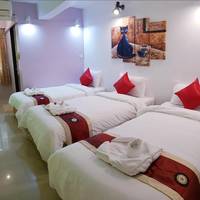 Standard Triple Room with Private Bathroom
