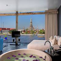 Wat Arun River View Suite