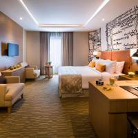 Studio King Suite