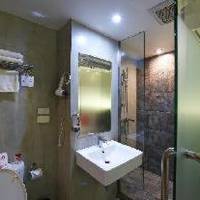 Room #53948332