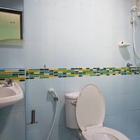 Quadruple Room with Private Bathroom