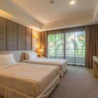 Twin Room with Pool View
