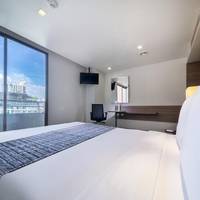 Standard Queen Room with Balcony - Extra Floor Space