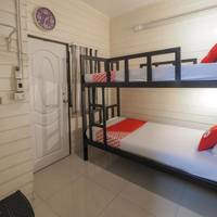 Twin Room with Shared Bathroom