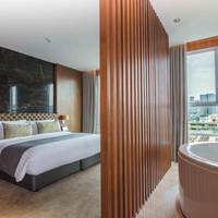 Premium Suite