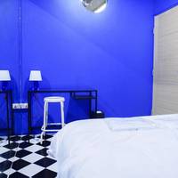 Twin Room with Shared Bathroom