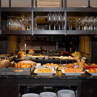 M Club, M Club lounge access, Guest room, 1 King
