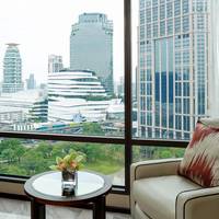 Deluxe Park View, Guest room, 1 King, Garden view