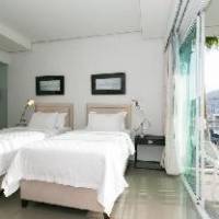 Room #2760618