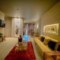 Room #2767147