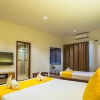 Triple Room with Private Bathroom