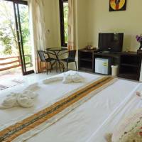 Superior Villa Twin Bed with Garden View